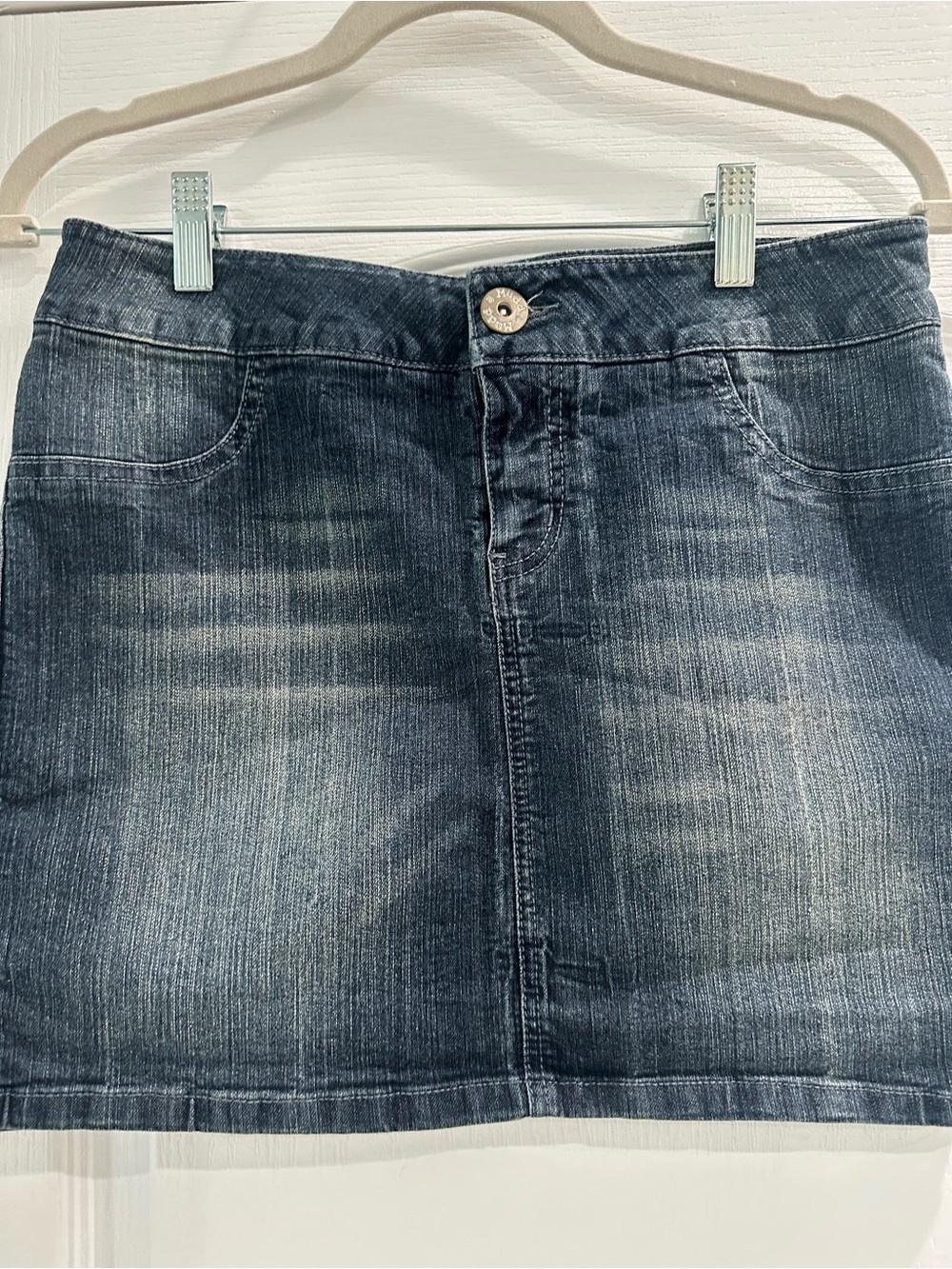 Mudd Women's Faded Blue Denim Mini Skirt